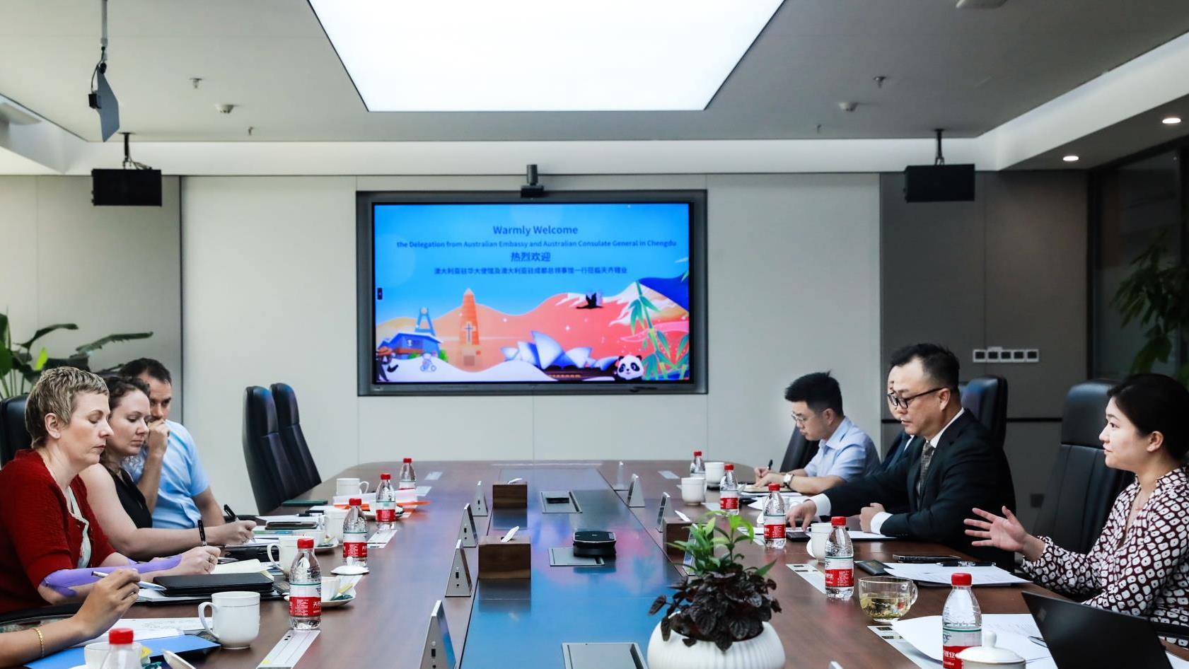 澳大利亚驻成都总领事邵美珍一行到访豪门国际官网锂业